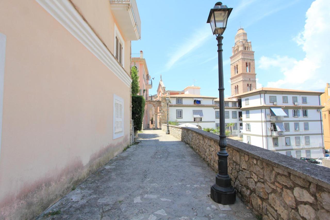 Sapore Di Mare Al Duomo Otel Gaeta Dış mekan fotoğraf